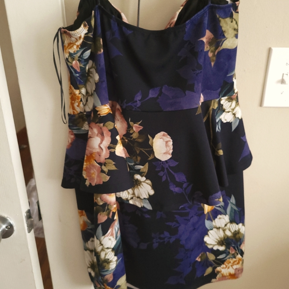Perfume  Navy dress size 1x